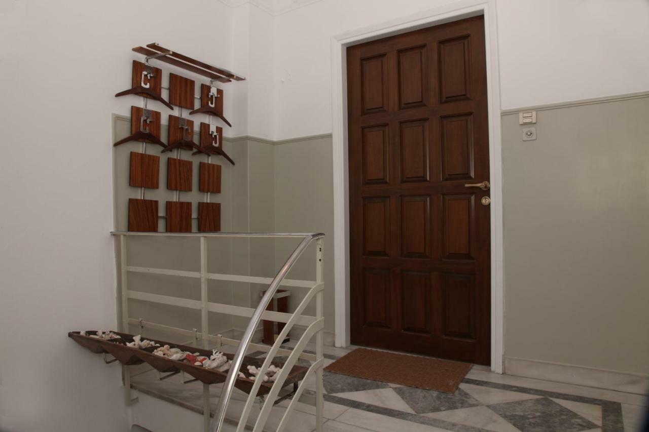 Plaka Two-Storey Penhouse With Acropolis Views Pl6 Athens Exterior photo